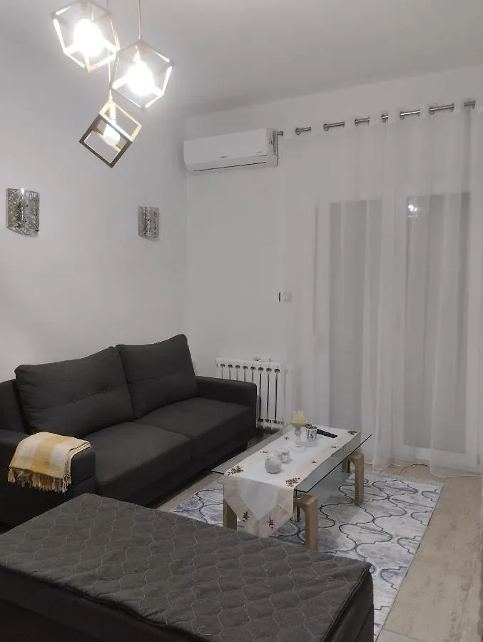 Lovley Apartament Near Train Station Θεσσαλονίκη 0*,  Ελλάδα